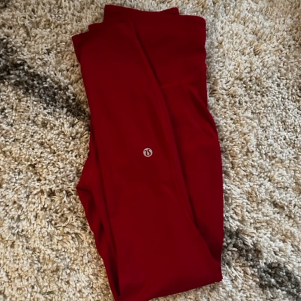 Lululemon Base Pace High-Rise Tight 25" dark red Size 4